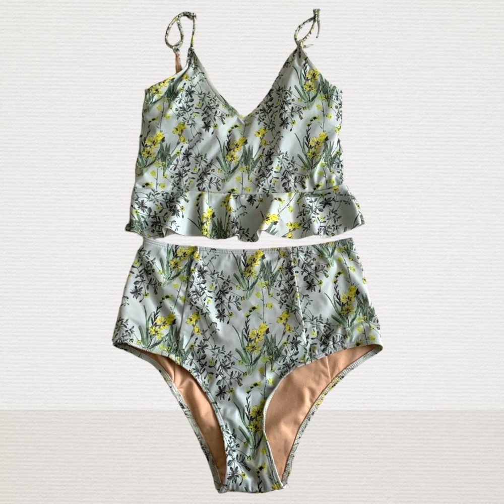 Kortni Jeane bathing suit size small two piece green floral peplum high waisted